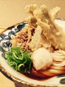 太ごぼう天と牛肉うどん